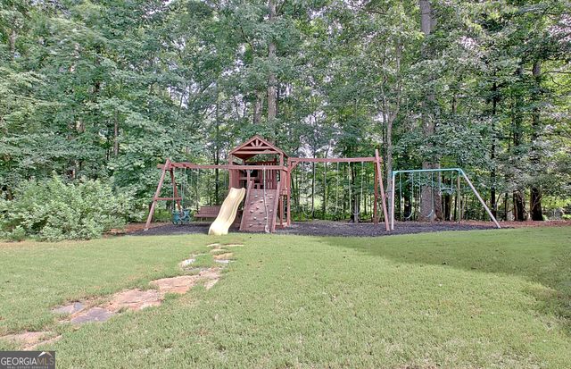 205 Hedgewick Way, Tyrone, GA 30290