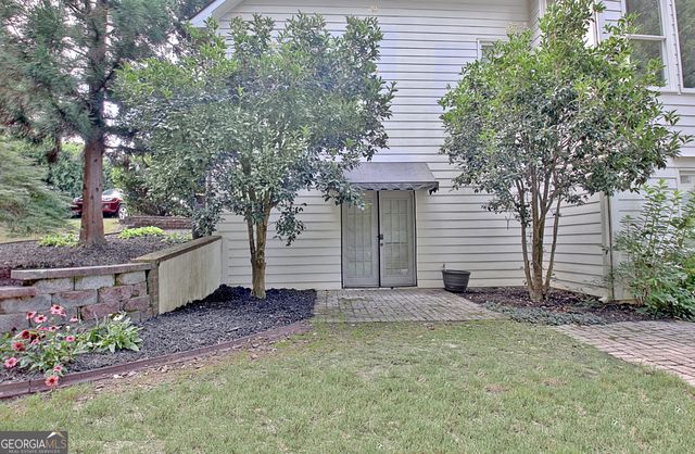205 Hedgewick Way, Tyrone, GA 30290