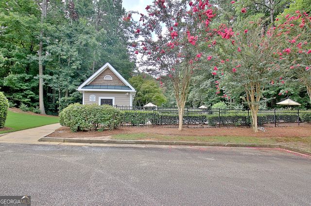 205 Hedgewick Way, Tyrone, GA 30290
