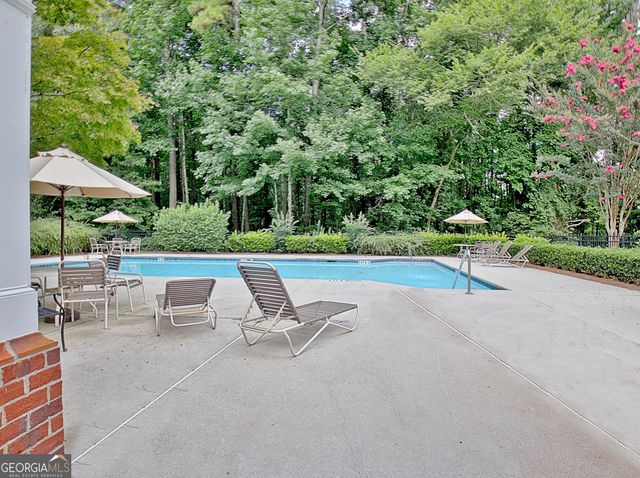 205 Hedgewick Way, Tyrone, GA 30290
