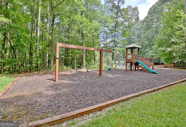 205 Hedgewick Way, Tyrone, GA 30290