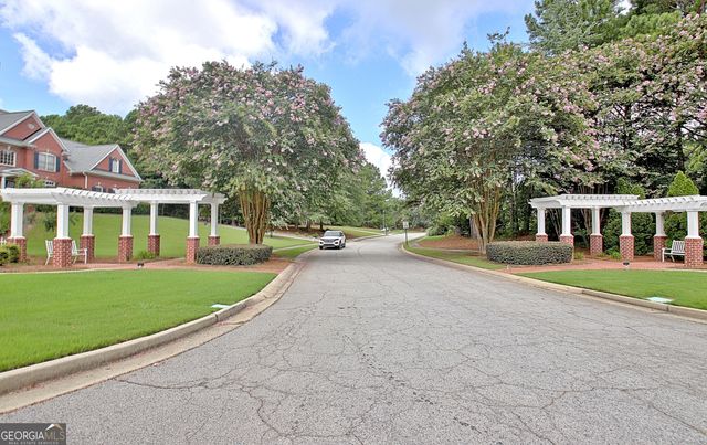 205 Hedgewick Way, Tyrone, GA 30290
