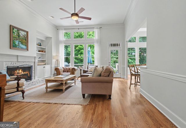 205 Hedgewick Way, Tyrone, GA 30290