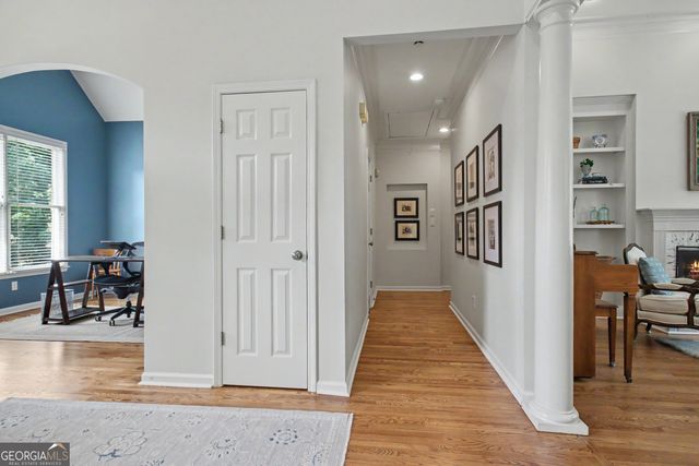 205 Hedgewick Way, Tyrone, GA 30290