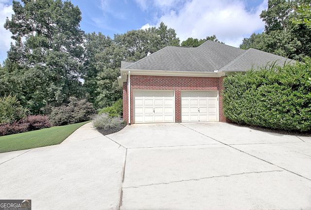 205 Hedgewick Way, Tyrone, GA 30290