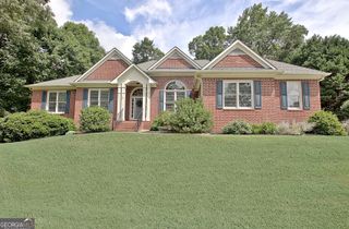 205 Hedgewick Way, Tyrone, GA 30290