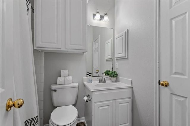 6507 Quiet Pointe Drive, Spring, TX 77389