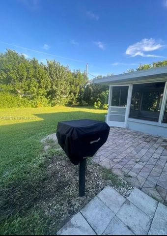 5221 York Court 0, Cape Coral, FL 33904