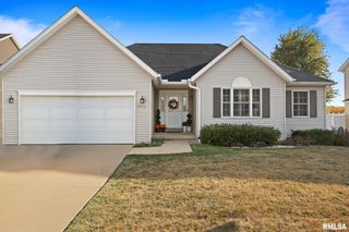 5512 W BARBERRY Court, Edwards, IL 61528