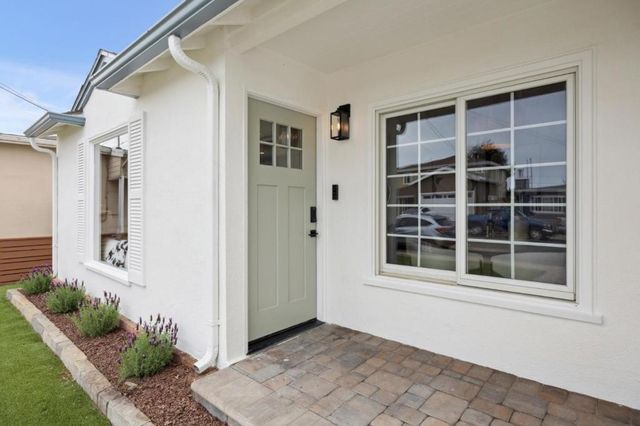 34 Arlington Drive, South San Francisco, CA 94080
