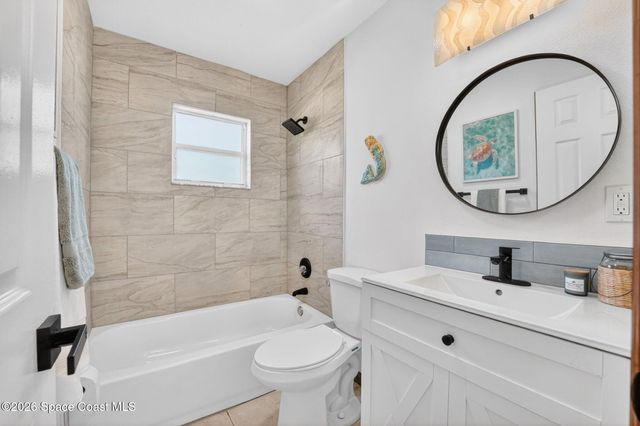 1569 Hayworth Circle NW, Palm Bay, FL 32907