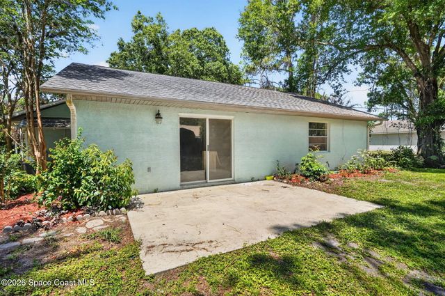 1569 Hayworth Circle NW, Palm Bay, FL 32907