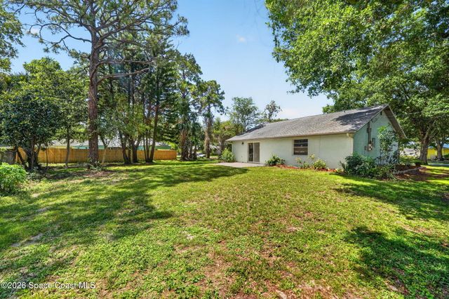 1569 Hayworth Circle NW, Palm Bay, FL 32907