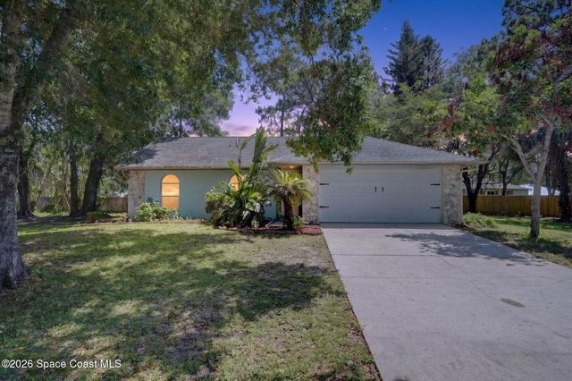 1569 Hayworth Circle NW, Palm Bay, FL 32907
