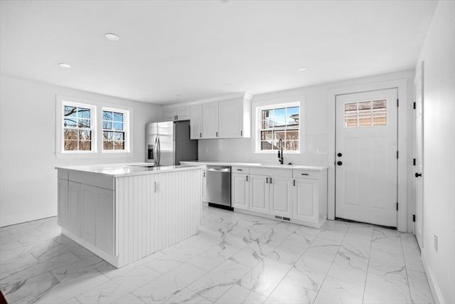 115 Bunker Hill Lane, Quincy, MA 02170