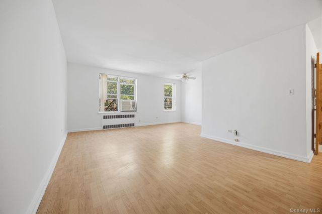 105-24 67 Avenue 3D, Forest Hills, NY 11375