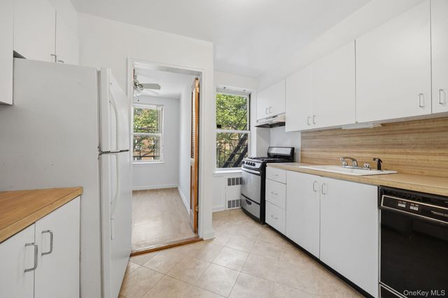 105-24 67 Avenue 3D, Forest Hills, NY 11375