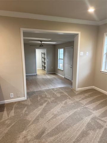 7254 Edgerton Drive, Dallas, TX 75231