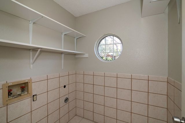 6813 Aimpoint Drive, Plano, TX 75023