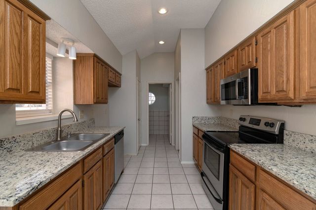 6813 Aimpoint Drive, Plano, TX 75023