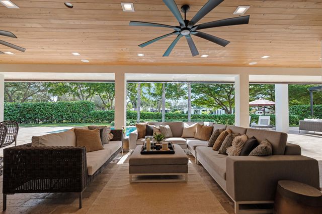 2350 NW 43rd Street, Boca Raton, FL 33431