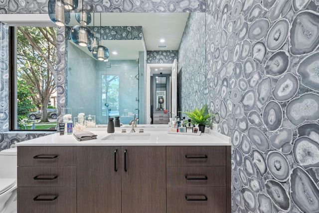 2350 NW 43rd Street, Boca Raton, FL 33431