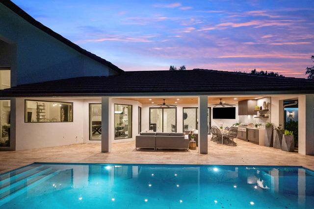 2350 NW 43rd Street, Boca Raton, FL 33431