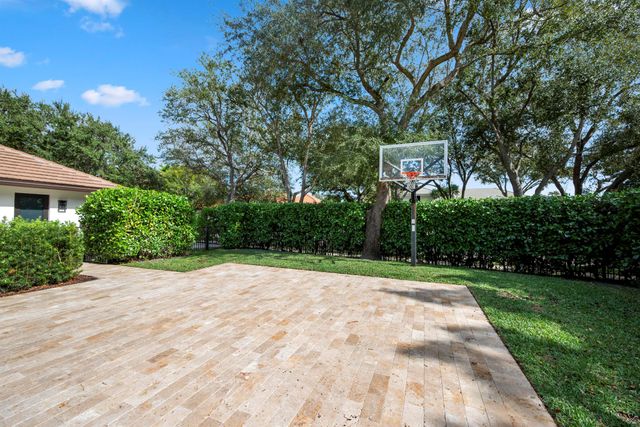 2350 NW 43rd Street, Boca Raton, FL 33431