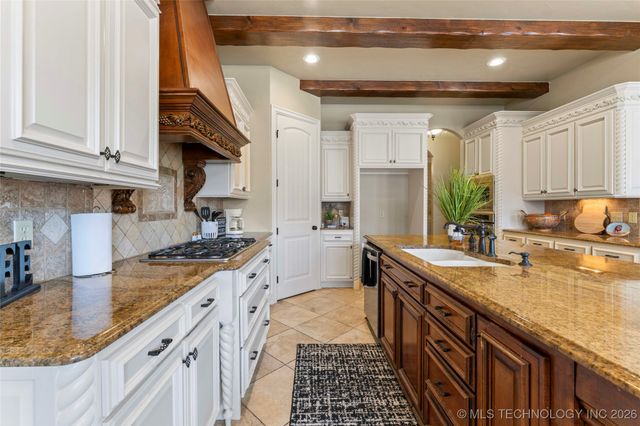 11319 S College Avenue, Tulsa, OK 74137