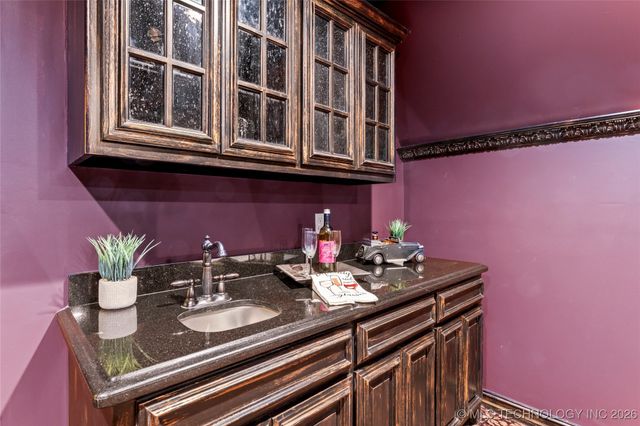 11319 S College Avenue, Tulsa, OK 74137