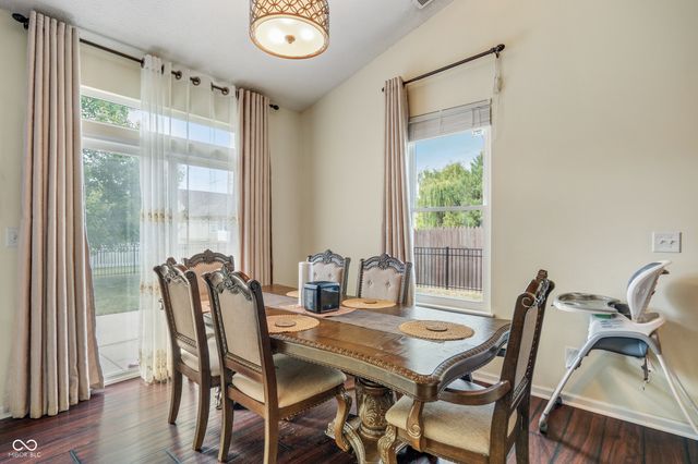 1184 Turfway Drive, Avon, IN 46123