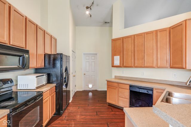 1184 Turfway Drive, Avon, IN 46123