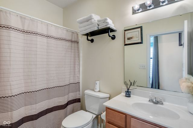 1184 Turfway Drive, Avon, IN 46123