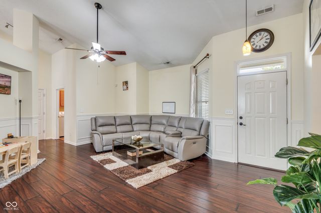 1184 Turfway Drive, Avon, IN 46123