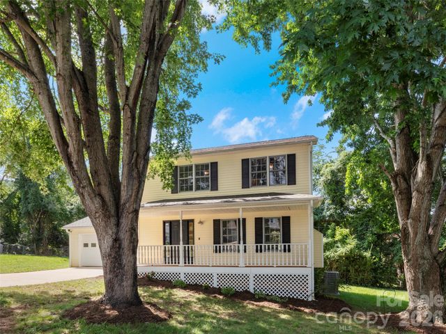 17 Mill Stone Drive, Asheville, NC 28803