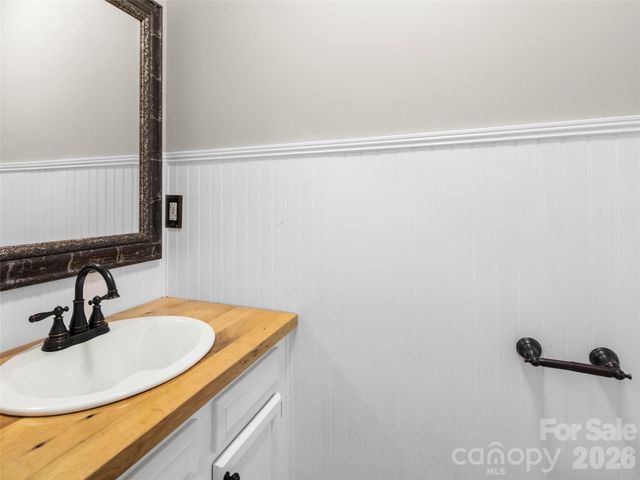 17 Mill Stone Drive, Asheville, NC 28803