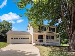 17 Mill Stone Drive, Asheville, NC 28803