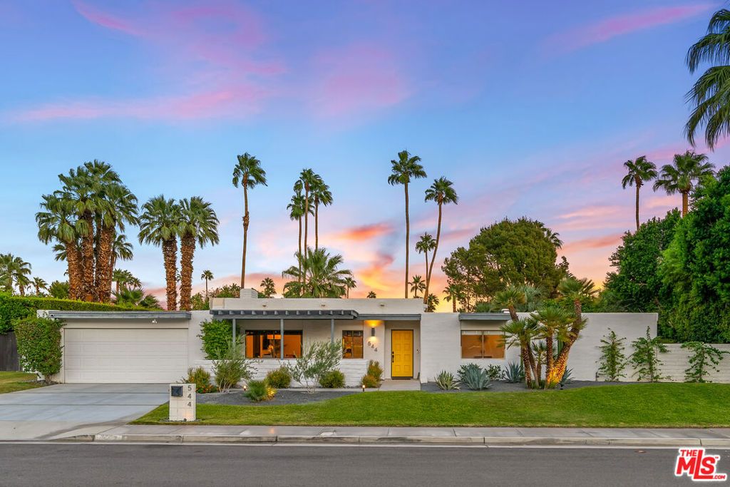 544 N Tercero Circle, Palm Springs, CA 92262
