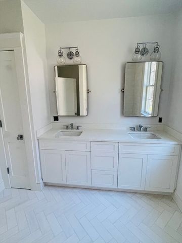 27 7th Street, Edgartown, MA 02539