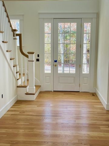 27 7th Street, Edgartown, MA 02539