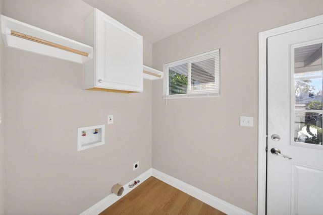 1103 N Adoline Avenue, Fresno, CA 93728