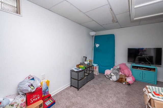 517 Fox Knoll DRIVE, Waterford, WI 53185