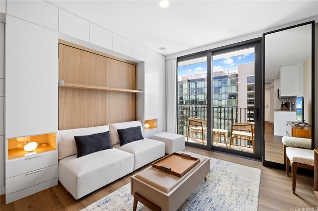 987 Queen Street 3910, Honolulu, HI 96814