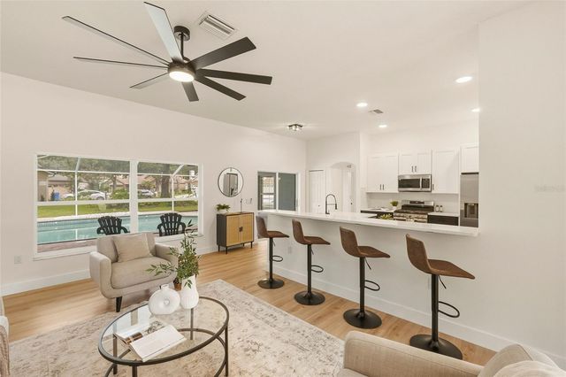 10117 WHISPER POINTE DRIVE, Tampa, FL 33647