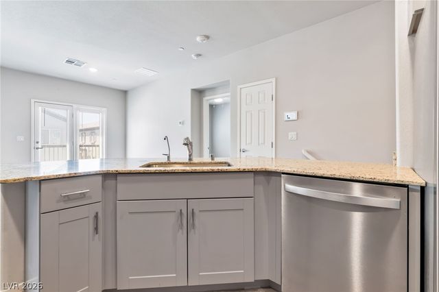 4660 BLAISE Avenue 101, North Las Vegas, NV 89084
