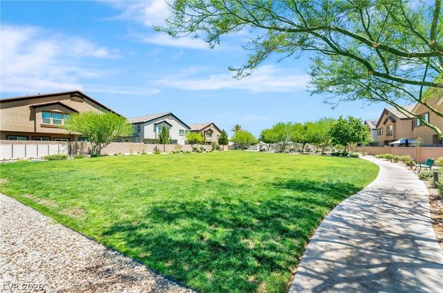 4660 BLAISE Avenue 101, North Las Vegas, NV 89084