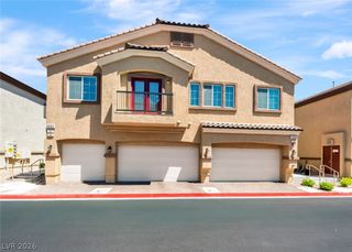 4660 BLAISE Avenue 101, North Las Vegas, NV 89084