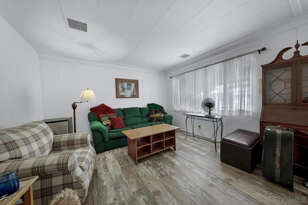 Image 5 of property listing at 14215 Pecan Park Ln SPC 5A, El Cajon, CA 92021