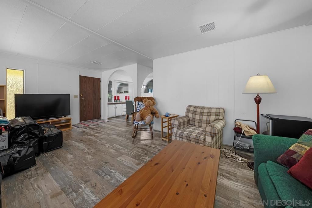 Image 7 of property listing at 14215 Pecan Park Ln SPC 5A, El Cajon, CA 92021