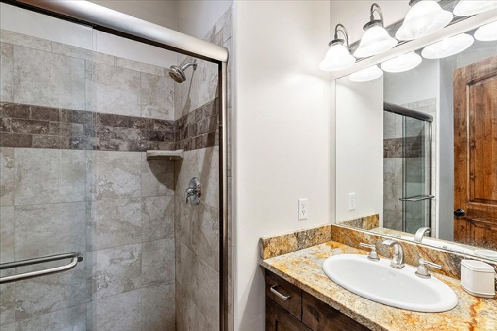 Image 22 of property listing at 1054 E 200 S, Salt Lake City, UT 84102